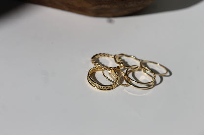 Juego de 6 anillos delicados bañados en oro de 14 k