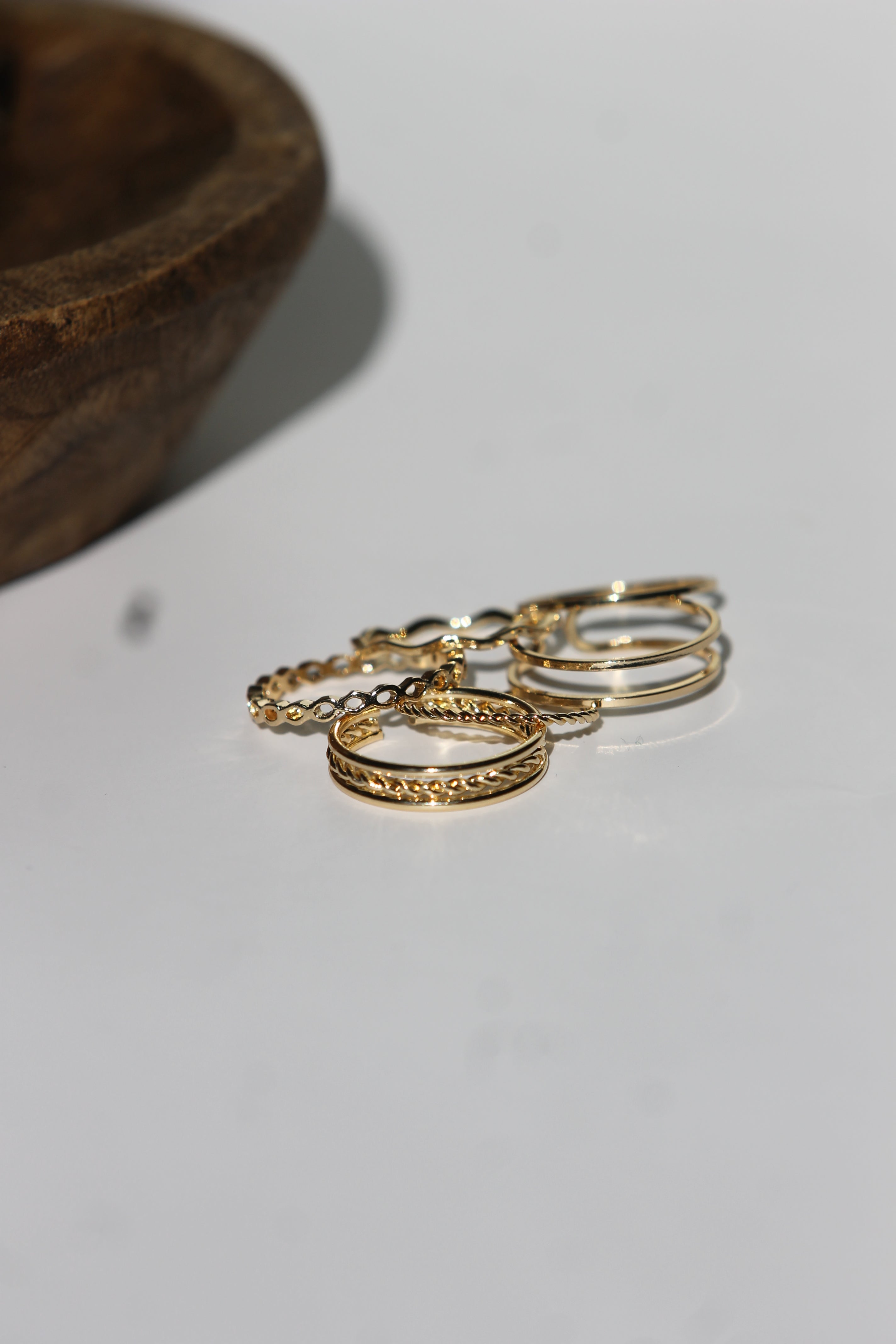 Juego de 6 anillos delicados bañados en oro de 14 k