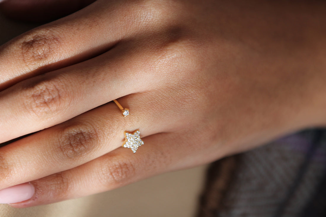 Anillo de noche estrellada bañado en oro de 14 quilates